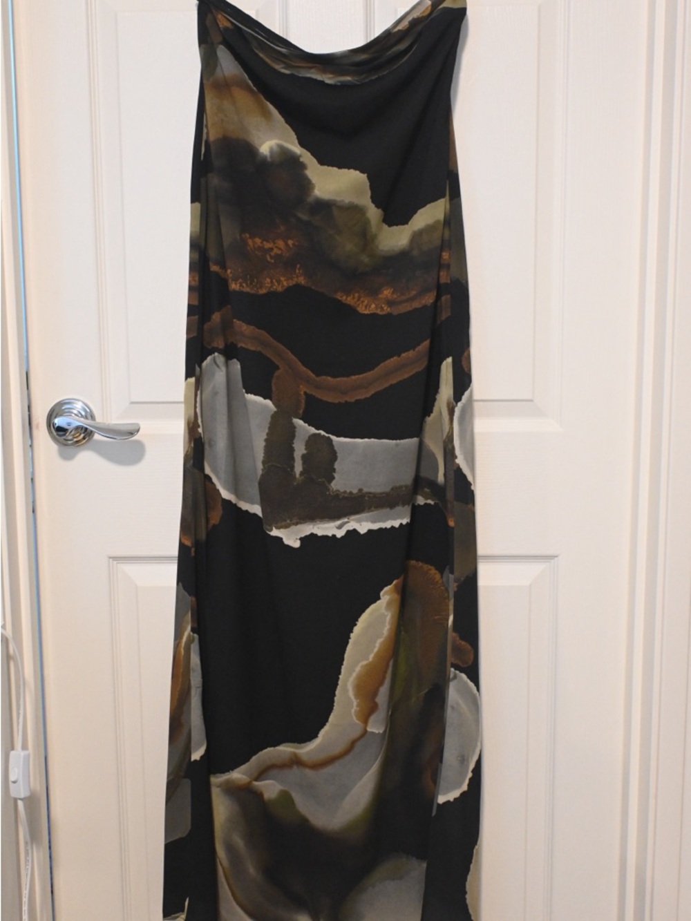 Meshki Black Abstract Watercolor Maxi Dress - Picture 10 of 12